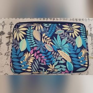 Beautiful Laptop case. Lnwot. Super soft velvet inside. 😍